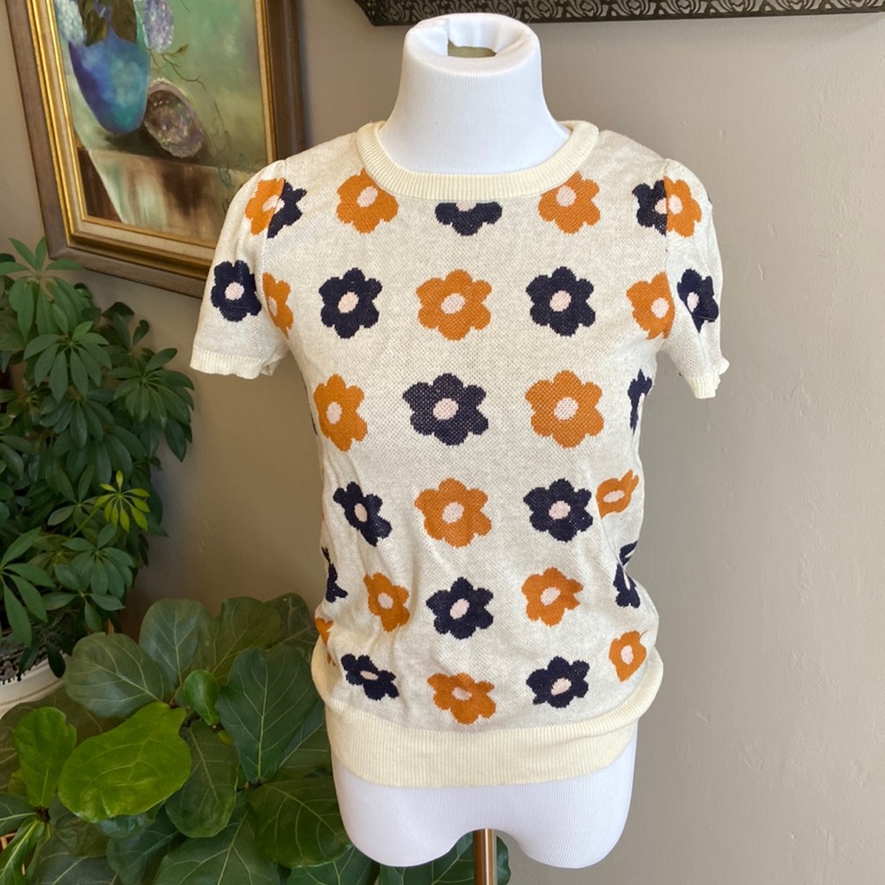 Puff sleeve sweater blouse; size medium